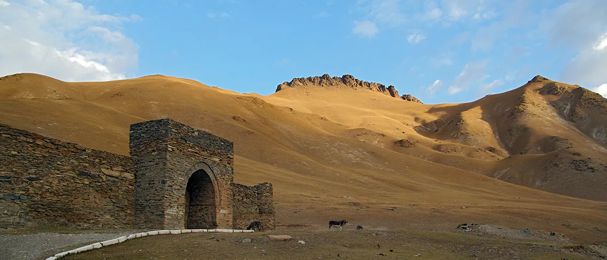 Karawanserei Tasch Rabat in At-Baschy (Kirgistan)