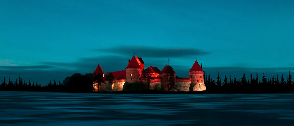 Wasserburg Trakai bei Nacht