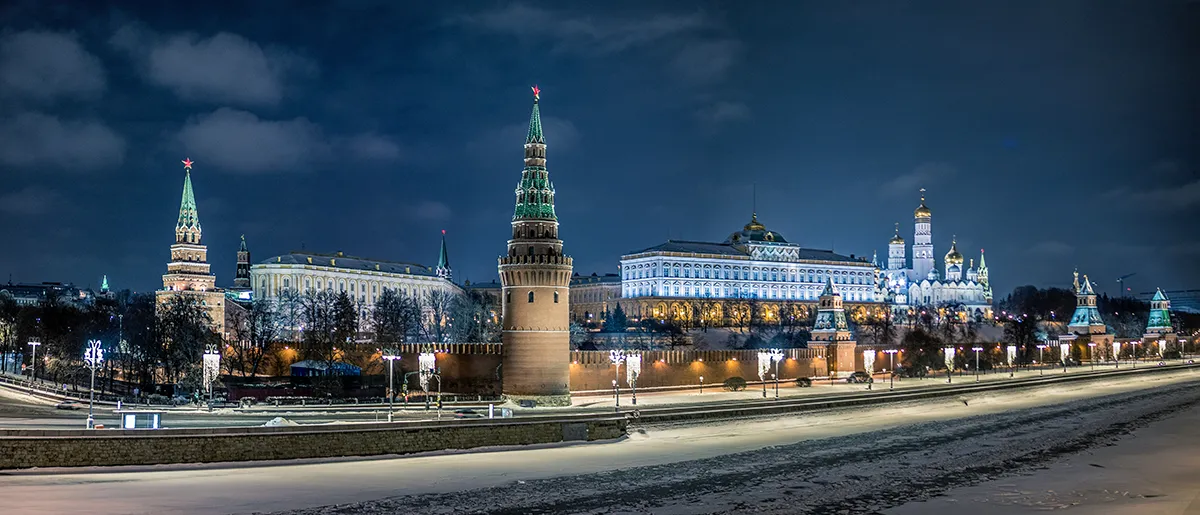 Moskauer Kreml in einer Winternacht Moskauer Kreml in einer Winternacht